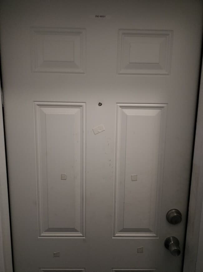 Photo - 1945 W 48th St