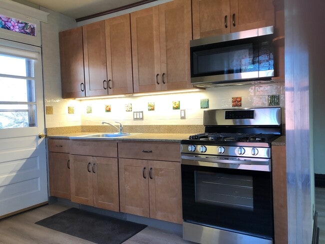 Building Photo - 1308A Tower Grove Ave Unit 1308A