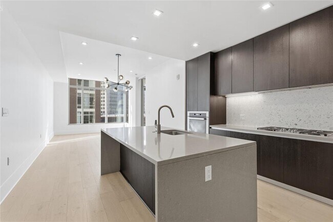 Photo - 501 West Ave Unit 802