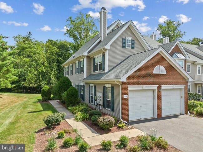 Photo - 614 Bollen Ct