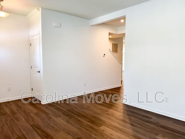 345 Bucklebury Rd