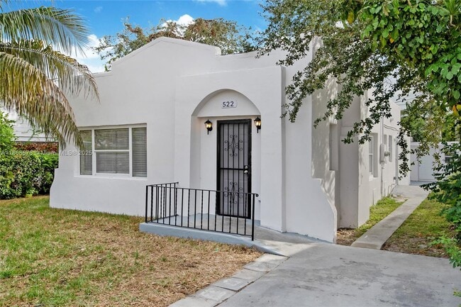 Building Photo - 522 NW 47th Terrace Rental