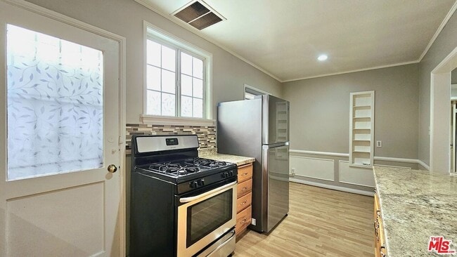 Photo - 1022 S Norton Ave Unit B