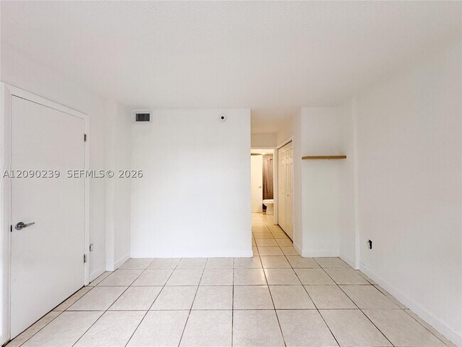 Photo - 2175 NE 170th St Unit 104