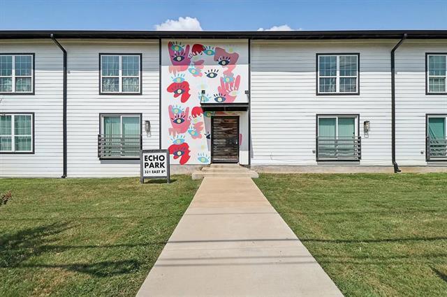 Photo - 321 E 8th St Unit 110