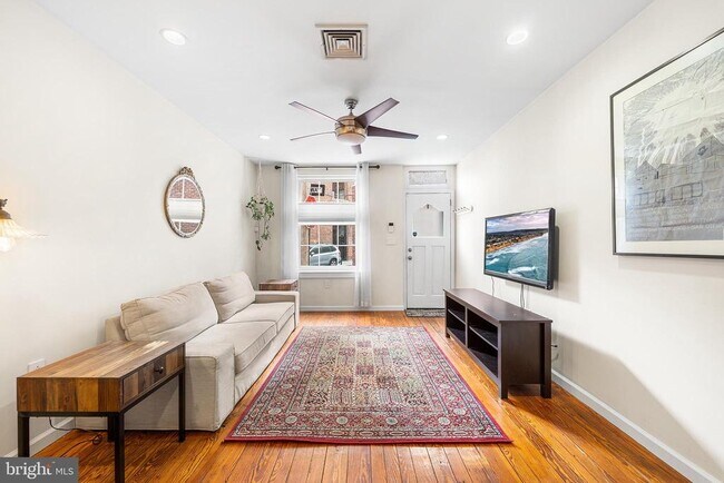 Photo - 1511 Earl St