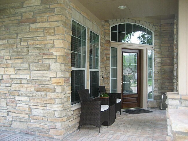 Photo - 23606 Rollinford Ln