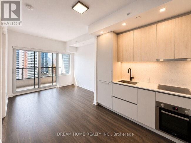 Photo - 609 Sherbourne St Unit 1701