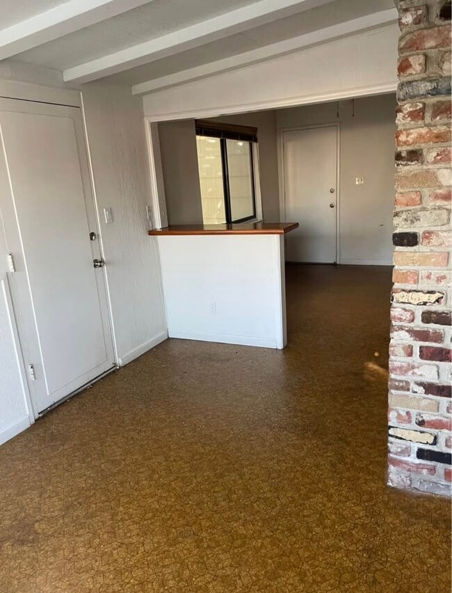 Photo - 4623 Goya Pky