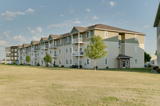 Lakestone Apartments - Lakestone Apartments