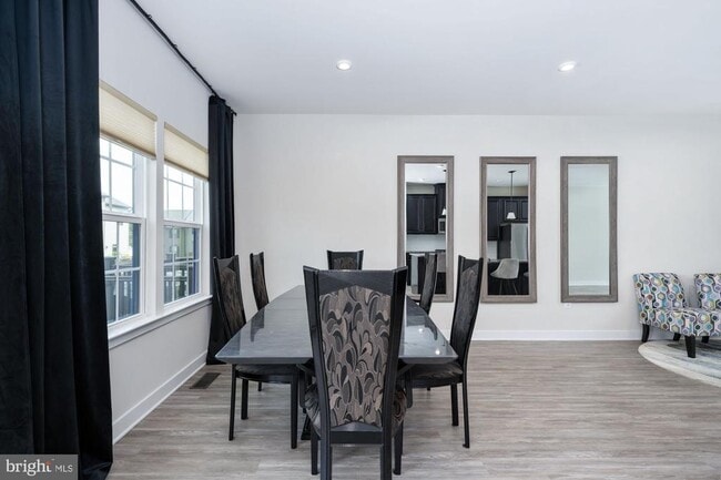 Photo - 1328 Trestle Dr