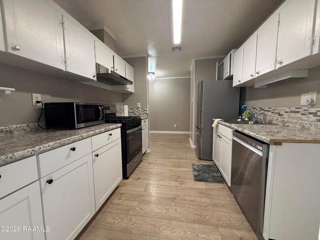 204 Winsor Dr