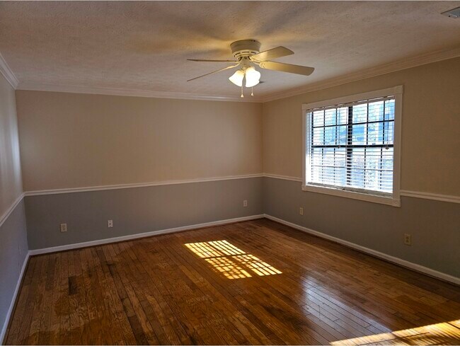 Photo - 3126 Caliente Ln