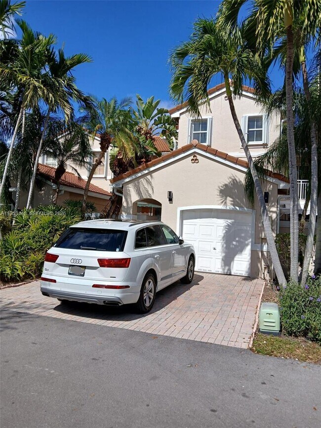 Photo - 1065 River Birch St