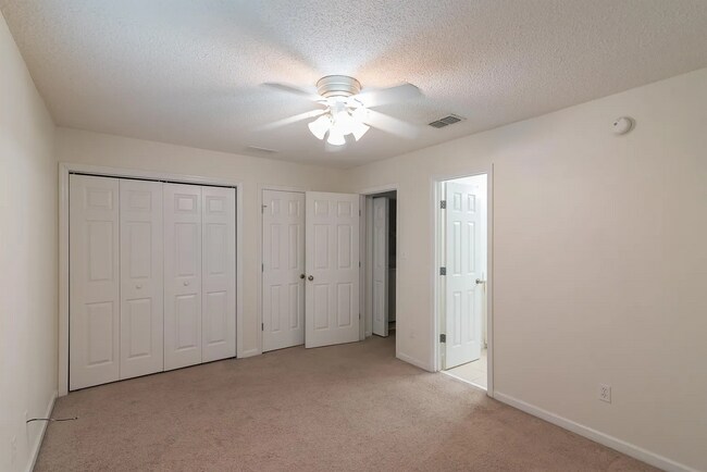 Photo - 3 Bed x 3 Bath with Garage!!!!