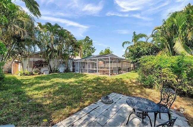 Photo - 2873 Sarah Dr