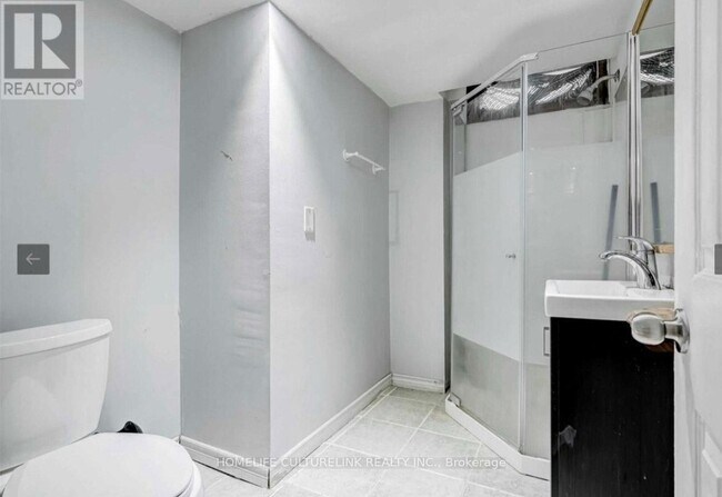 Photo - 34 Epps Crescent