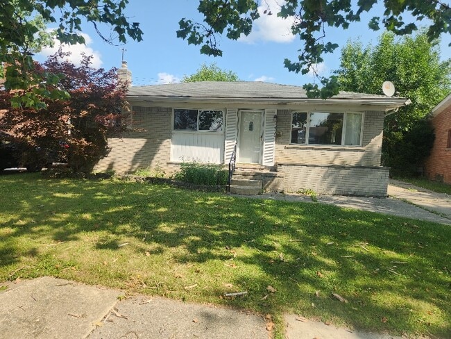 Building Photo - 20736 Crestmont Ln Rental