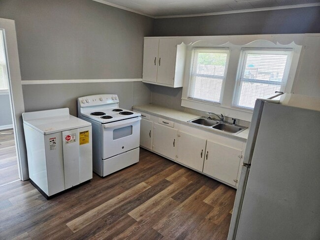 Photo - Great 3 bed 1 bath home coming in August!