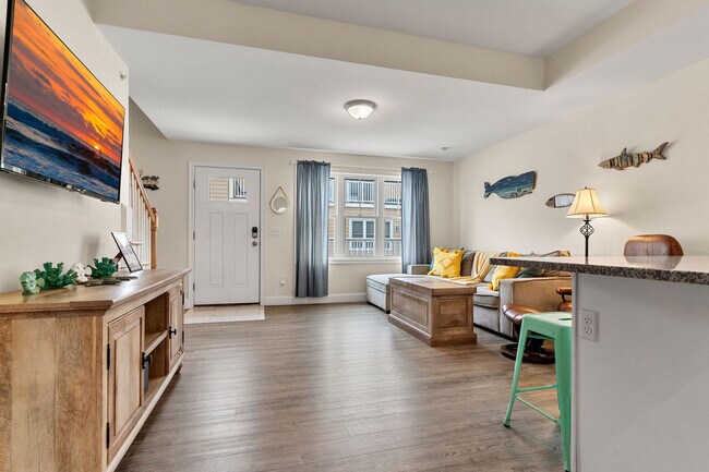 Photo - 128 Ashworth Ave Unidad FL3-ID1333608P