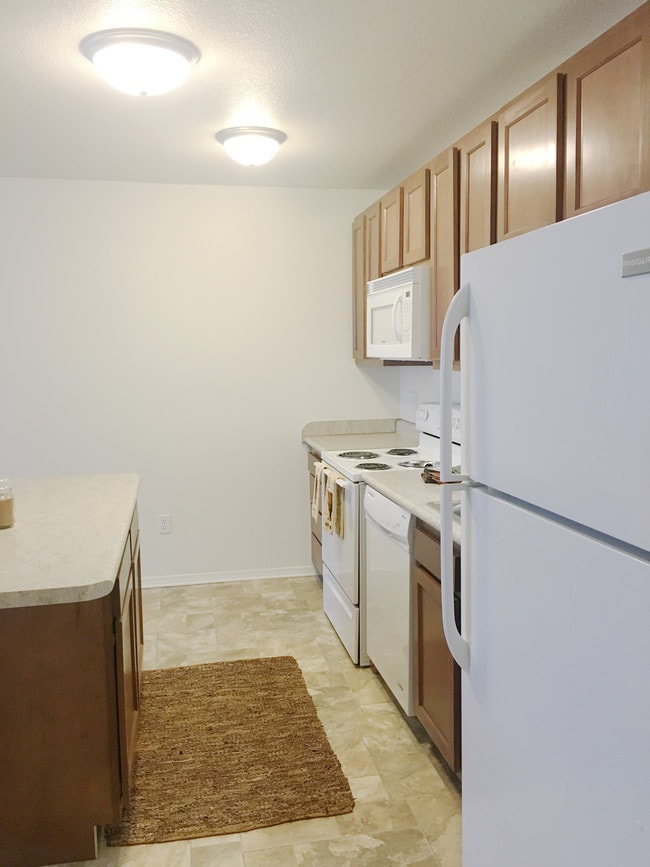 The Cottages at Bridgewater (Senior 55+) Apartments Fort Wayne, IN