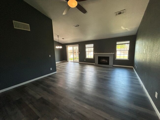Photo - 3086 Beverly Ct