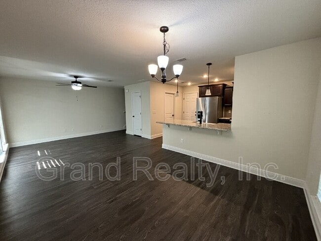 Photo - 4415 Village Oak Ln