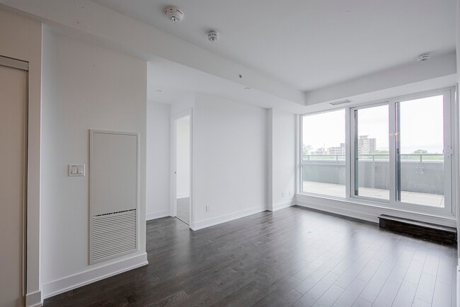 Photo - 181-181 Bedford Rd