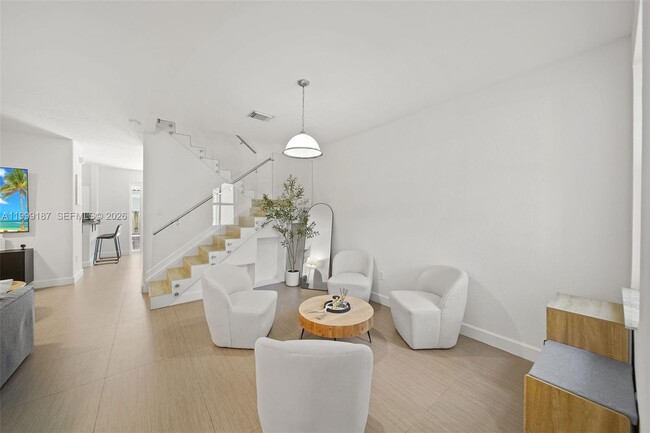 Photo - 11613 NW 78th St