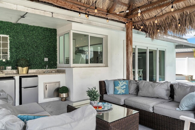 Photo - 2233 SE 15th St