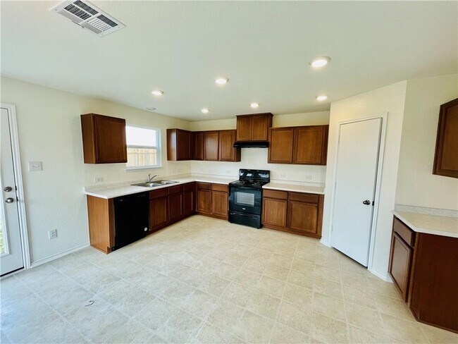 Photo - 13501 Martha Washington Pl