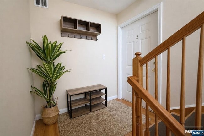 Photo - 231 N 12th St