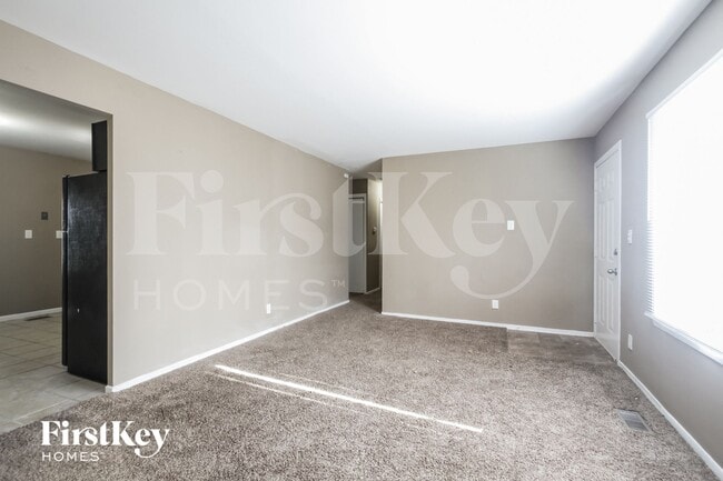 Photo - 6720 42nd St