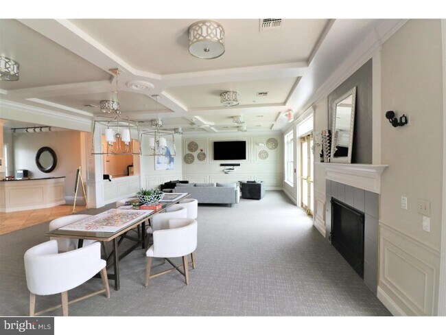 Photo - 100 Middlesex Blvd Unit 304