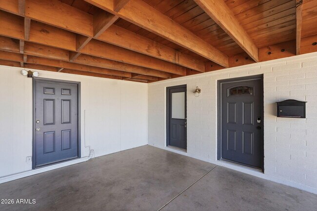 Photo - 1609 E Gaylon Dr