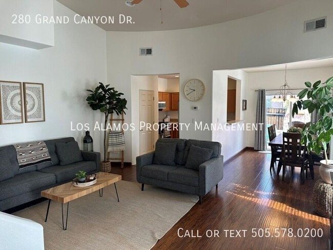 Photo - 280 Grand Canyon Dr