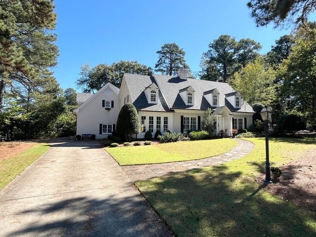 Building Photo - 1610 Ridge Rd