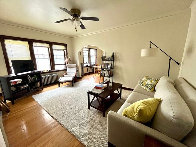 Photo - 3825 N Oakland Ave