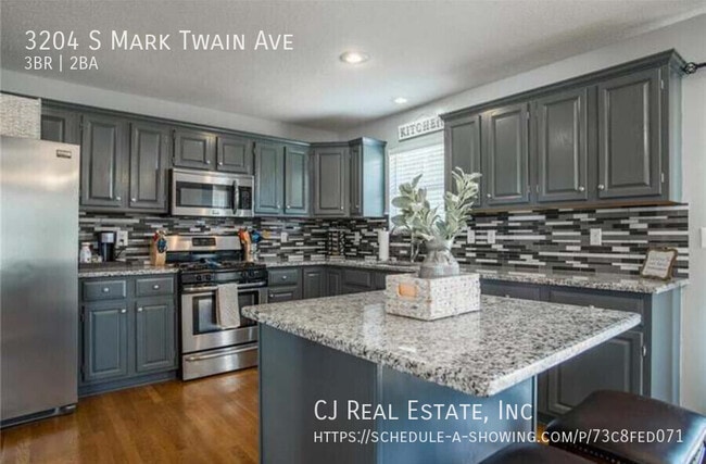 Photo - 3204 S Mark Twain Ave