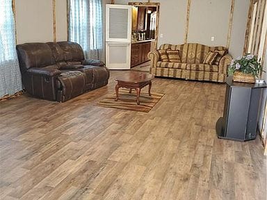 Photo - 545 W Wood St