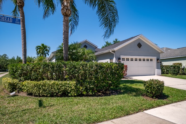 Photo - 5546 Whitehead St