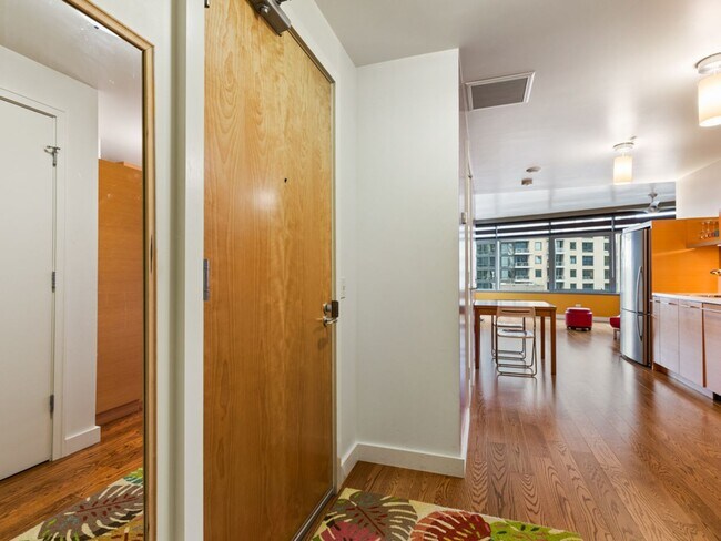 Photo - John Ross - 8th floor south waterfront studio w/parking/most utilities/concierge Unit JR816