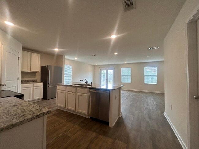 Photo - 916 Merganser Way