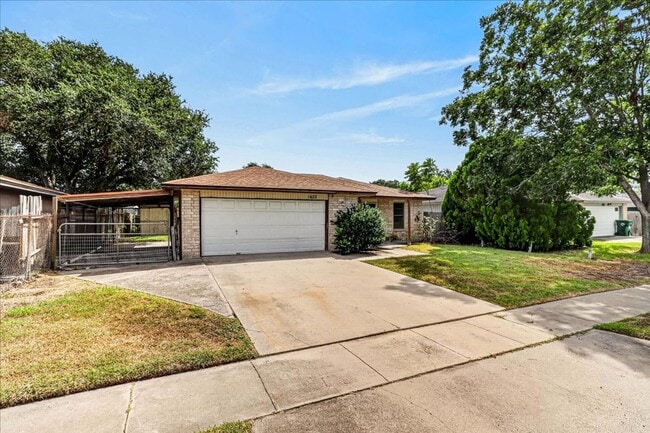 Photo - 1622 La Joya St