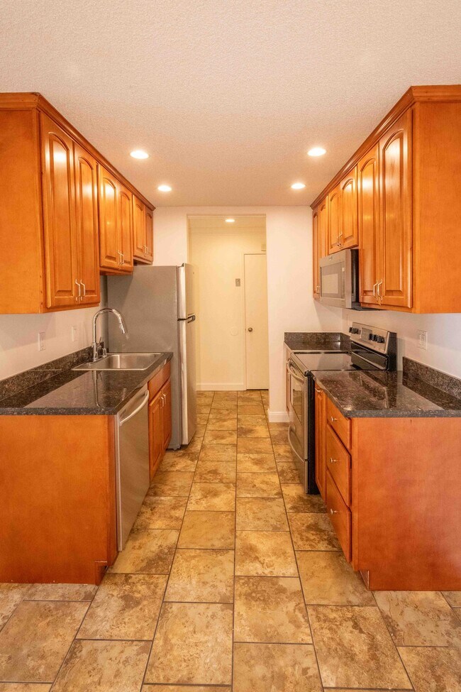 Photo - 3845 Harrison St Unit 106