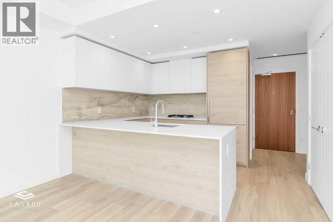 Photo - 660 Quayside Dr Unit 3205