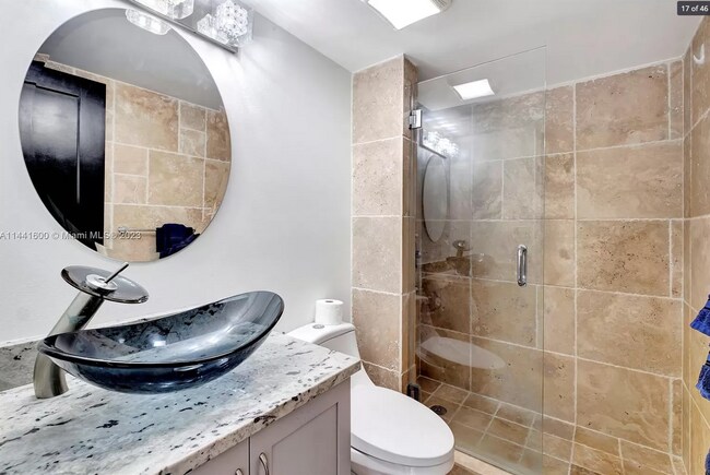 Photo - 2401 Collins Ave Unidad 1411