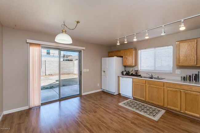 Photo - 10864 E Clovis Ave