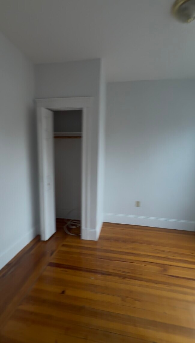 Photo - 27 Greenock St Unit 2