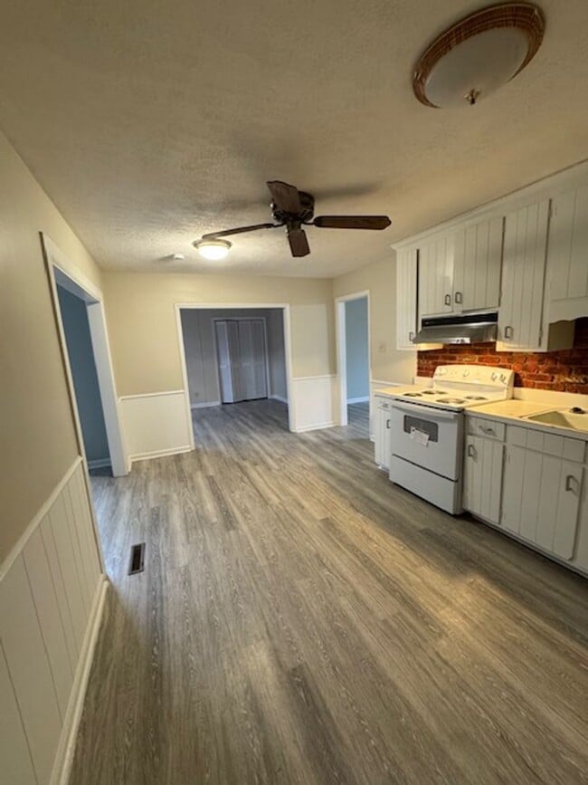 Photo - 1506 Scotty Dr